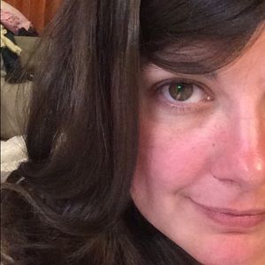 Meet your Posher, Liz